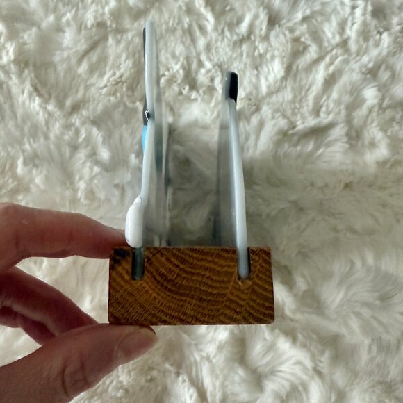 Artisan Handmade Fused Glass Cat Napkin Holder - Picture 3 of 4